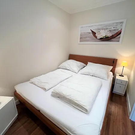 App 25 - Strandlage Apartment *
